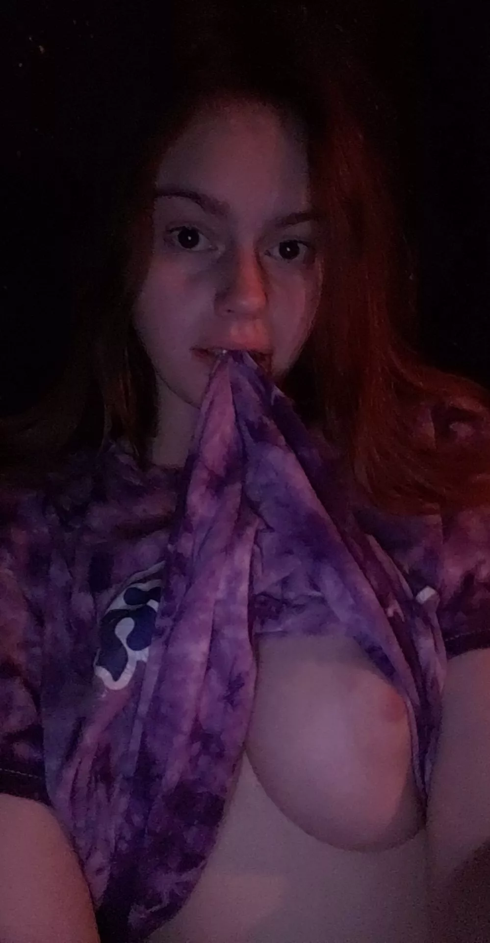 I'm so glad I stopped wearing a bra 🥵