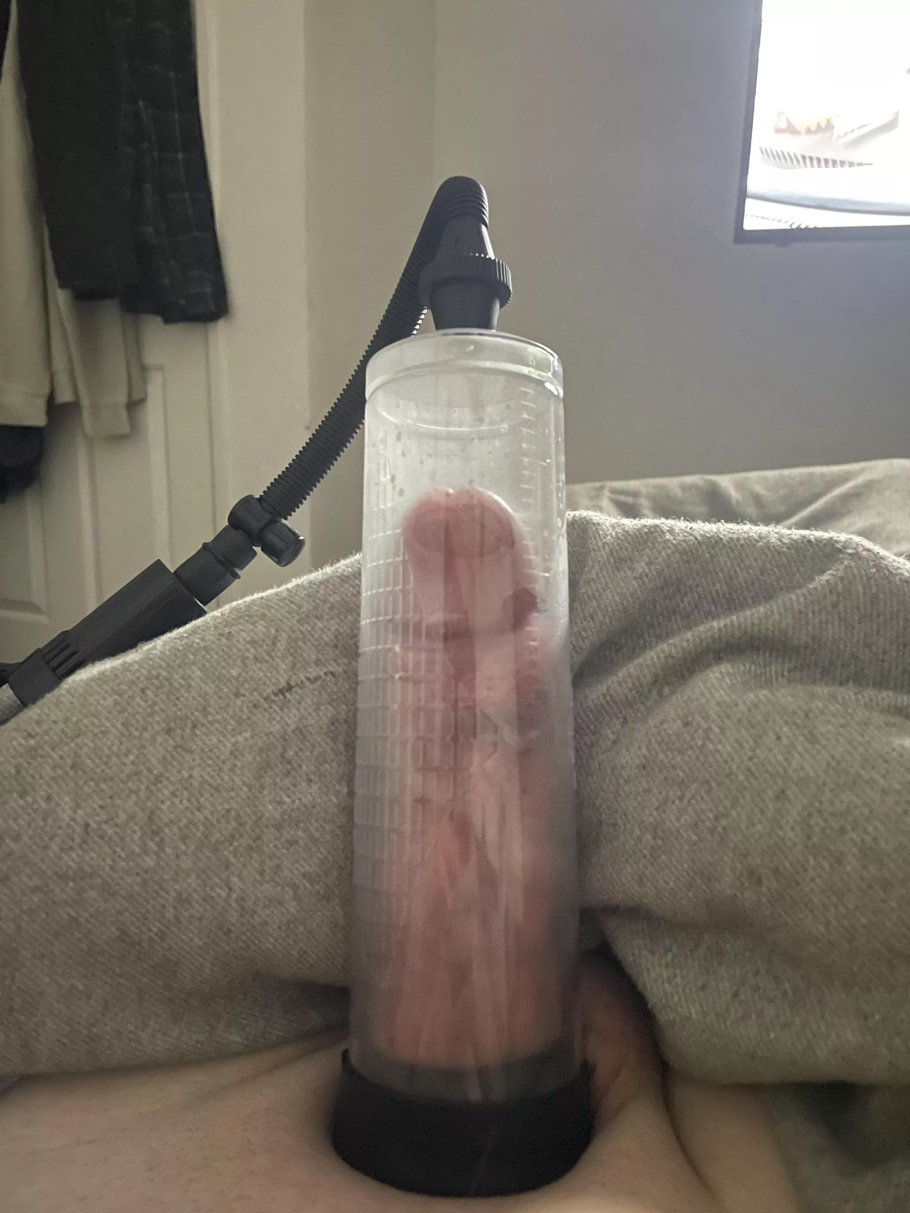 Just started pumping, am 6”, hoping to get to 7”. What’s everyone progress like?