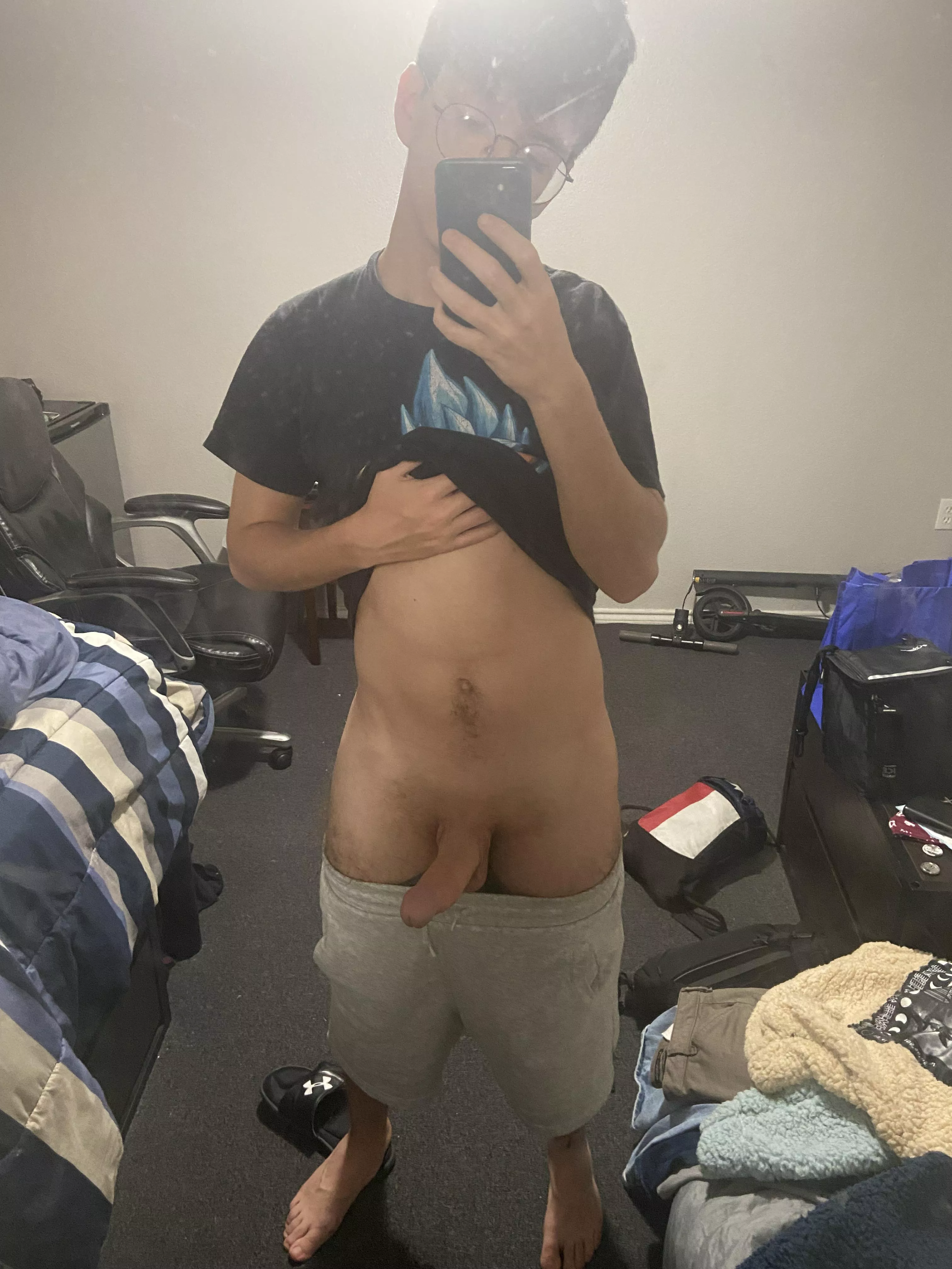 We met on Tinder, we fucking on the first date?