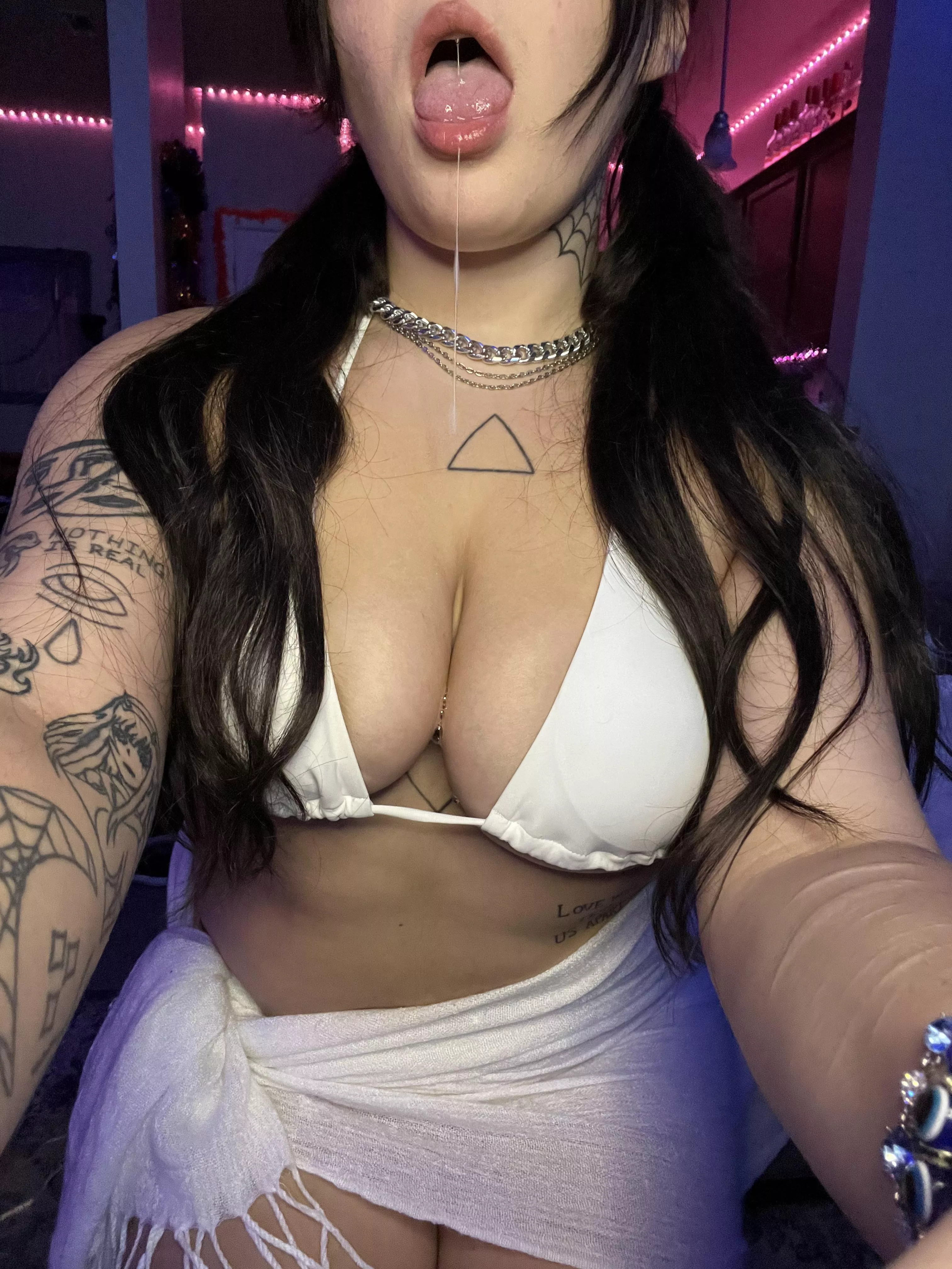 you like to see me drool all over myself don’t you?