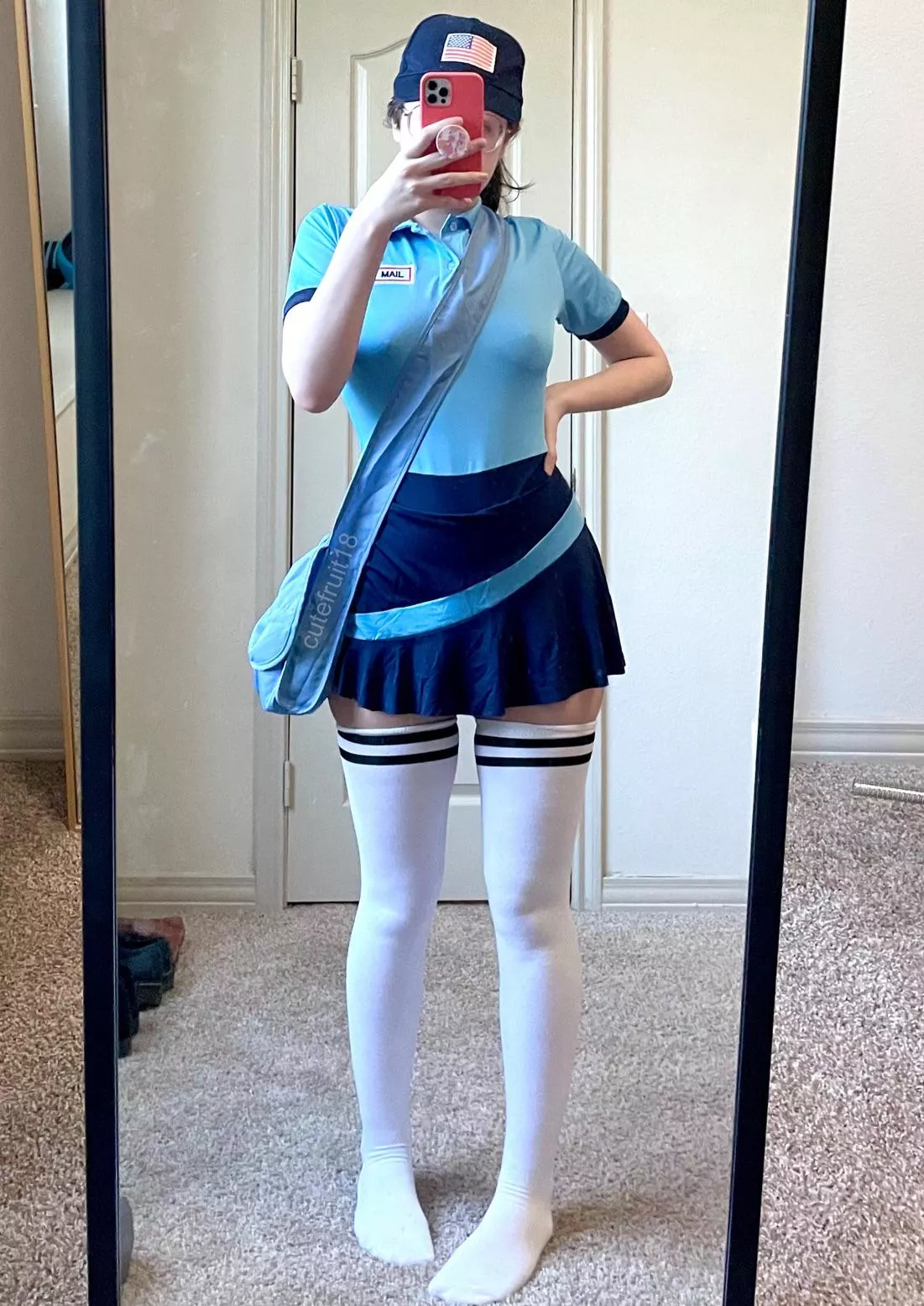you've got mail! it's me :D i feel so cute in this outfit [f]