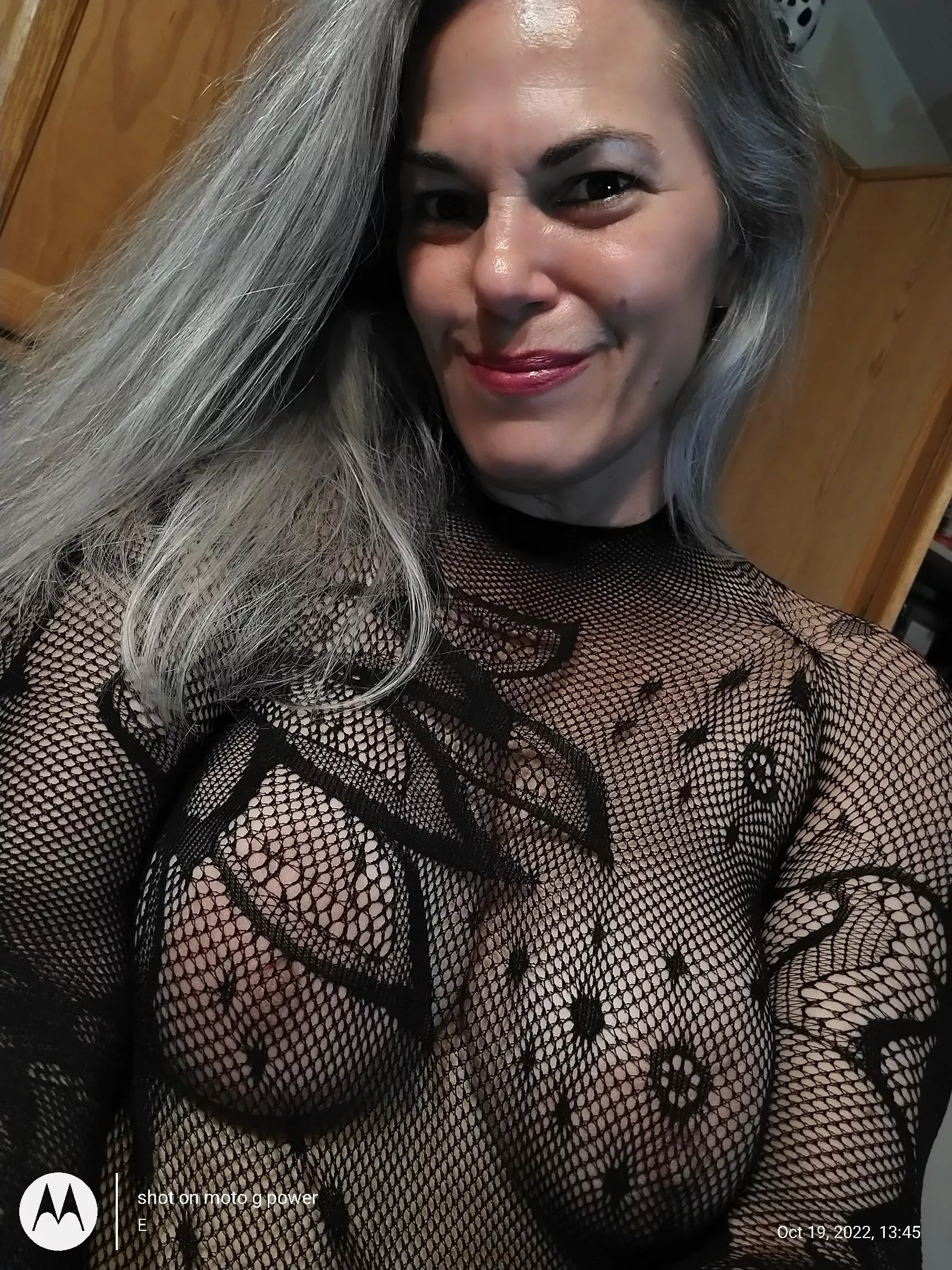 All natural 48yr old mom of two. Love men in my 30's