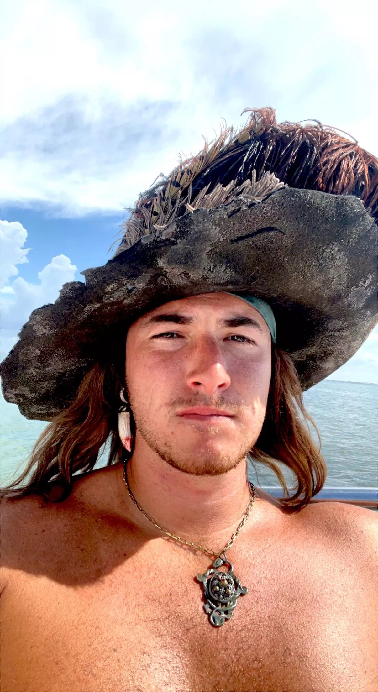 Back to sea…and always in search of a good first mate 🏴‍☠️