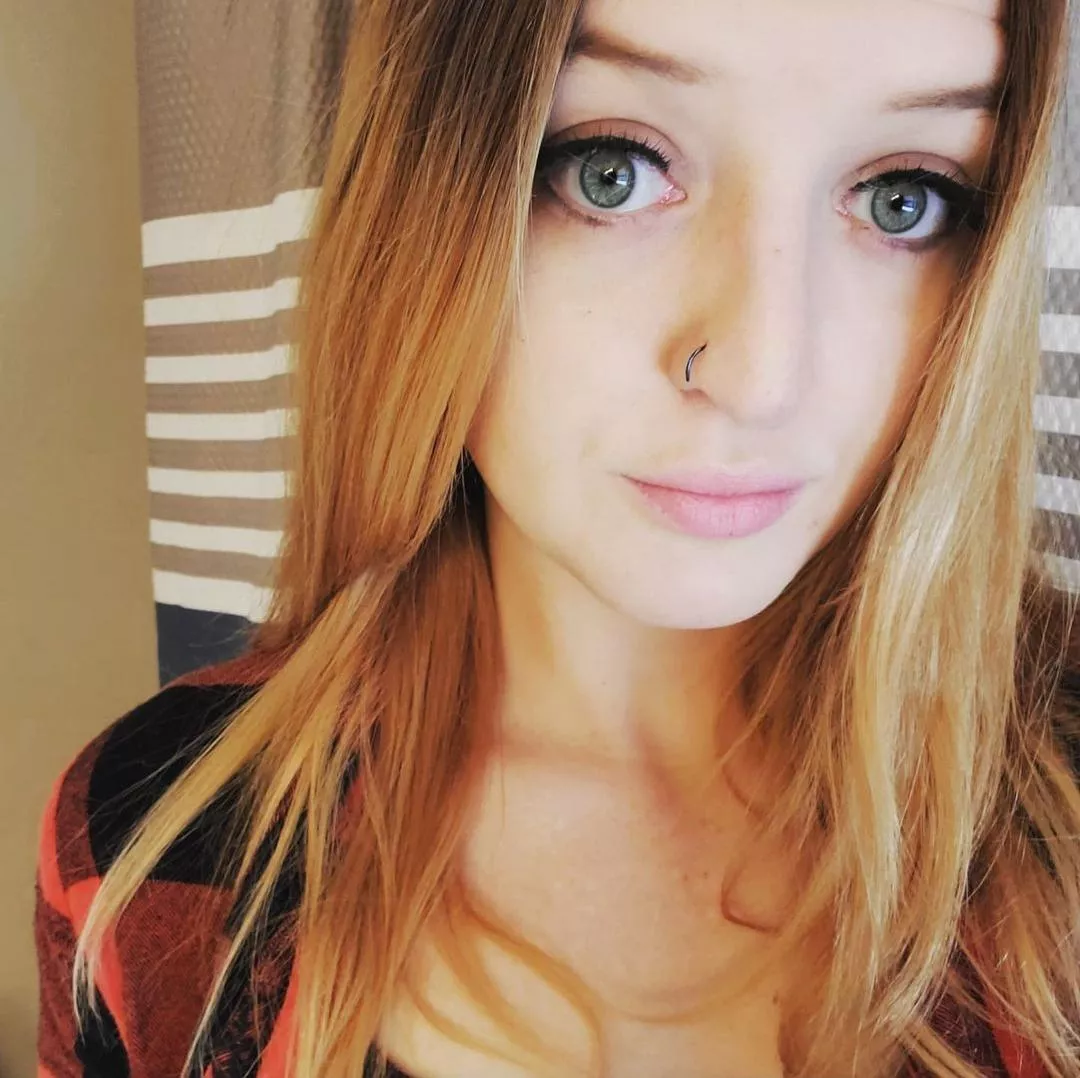 Celebrate my Birthday with me ♡♡♡