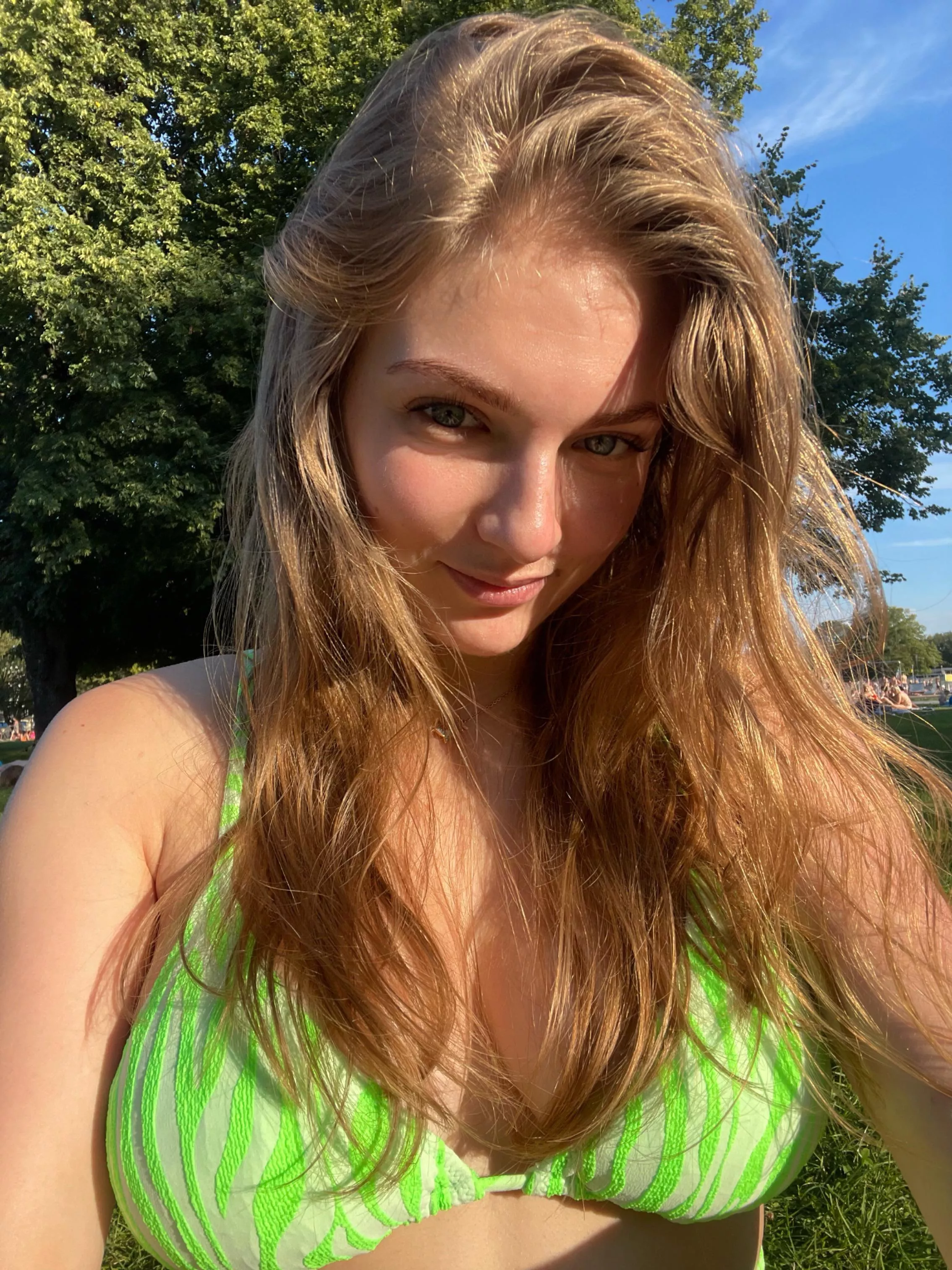 Dare, you wanna see more 😏