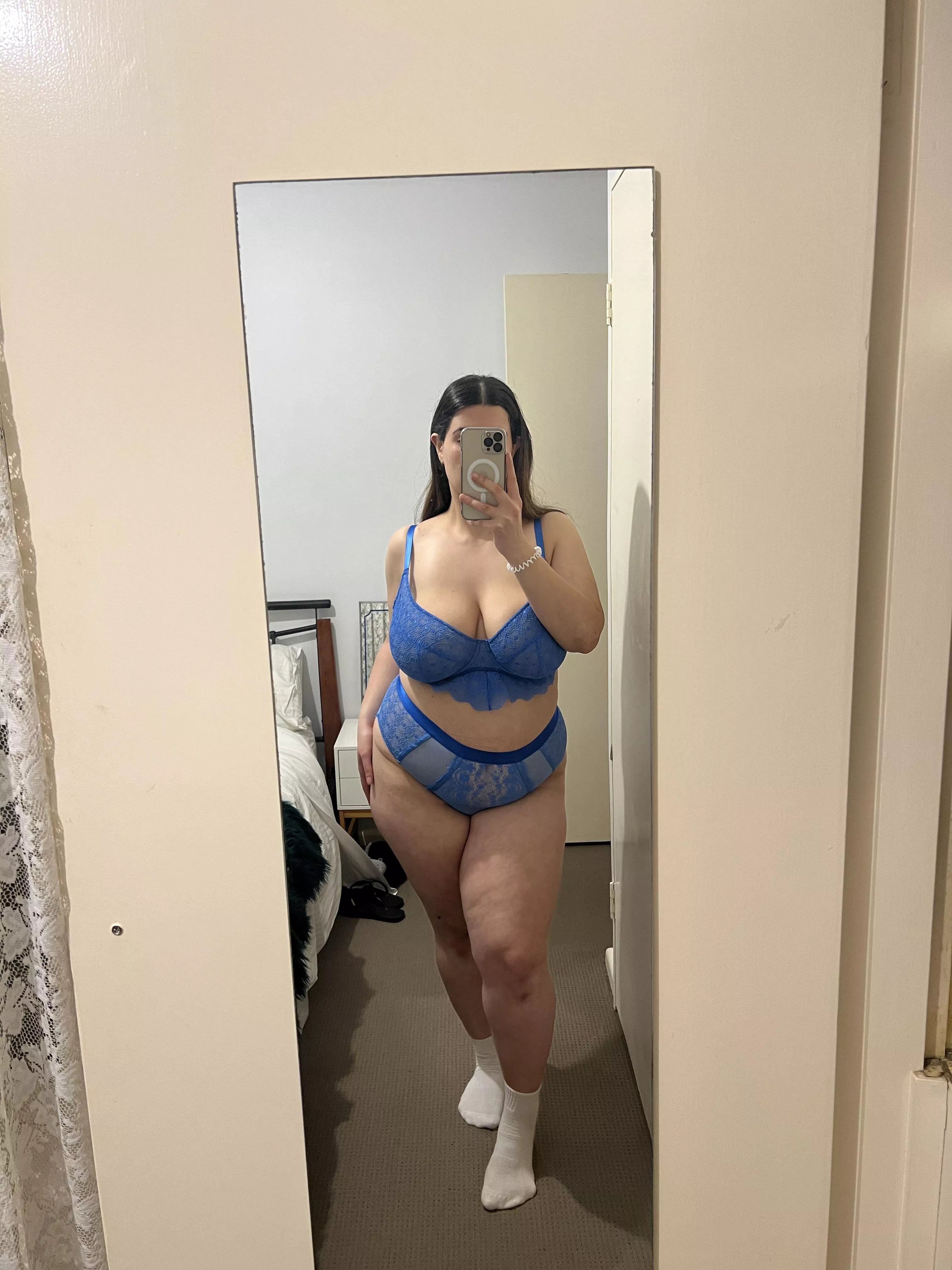 Friday fun 💙🦋💦