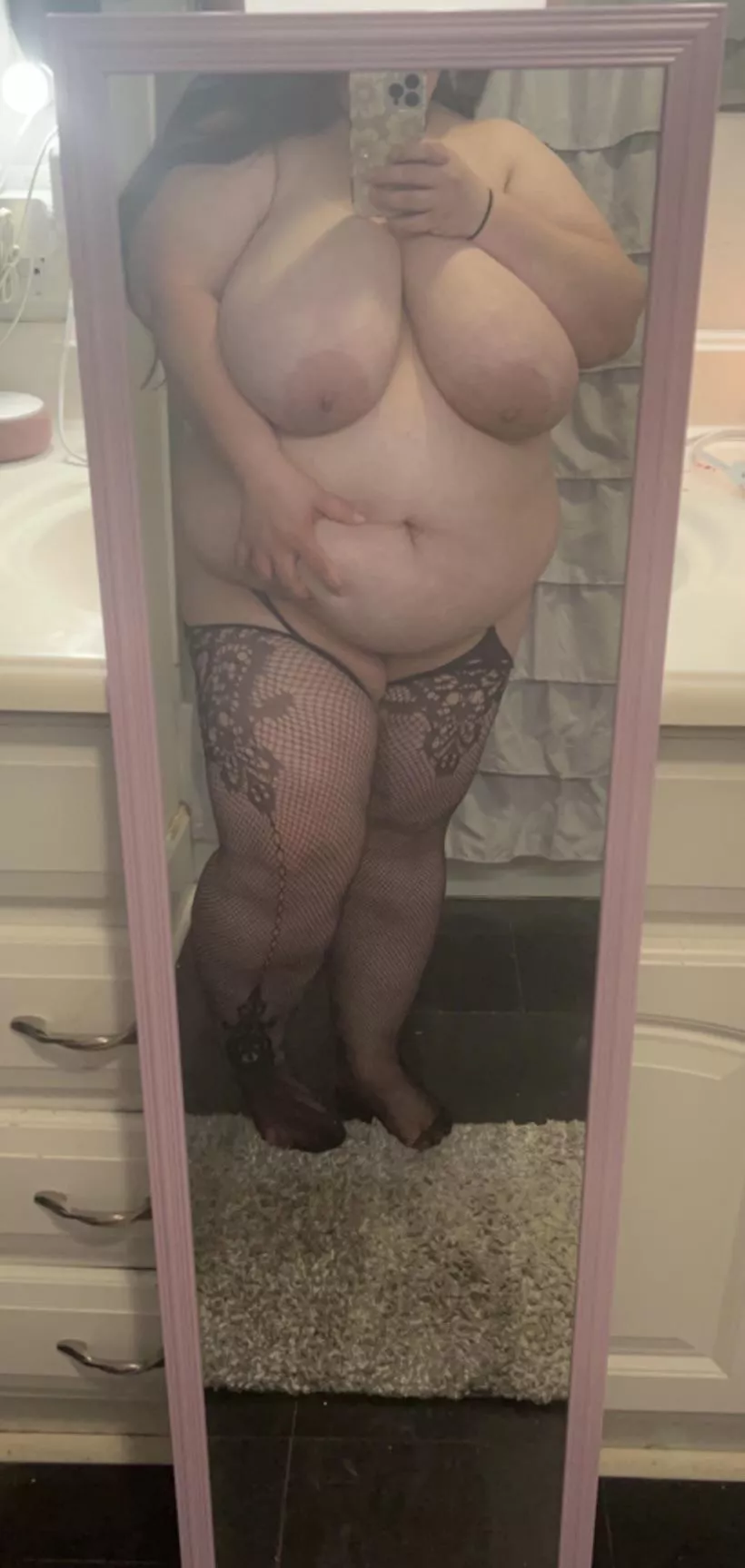 Fridays are for fat girls! 😘