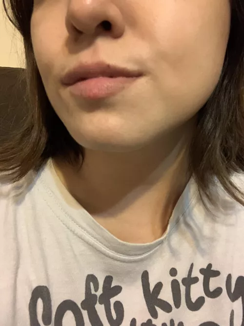 Hi, babes! ;) come join my OF?🥺🥺🥺🥵 feeling cute and horny