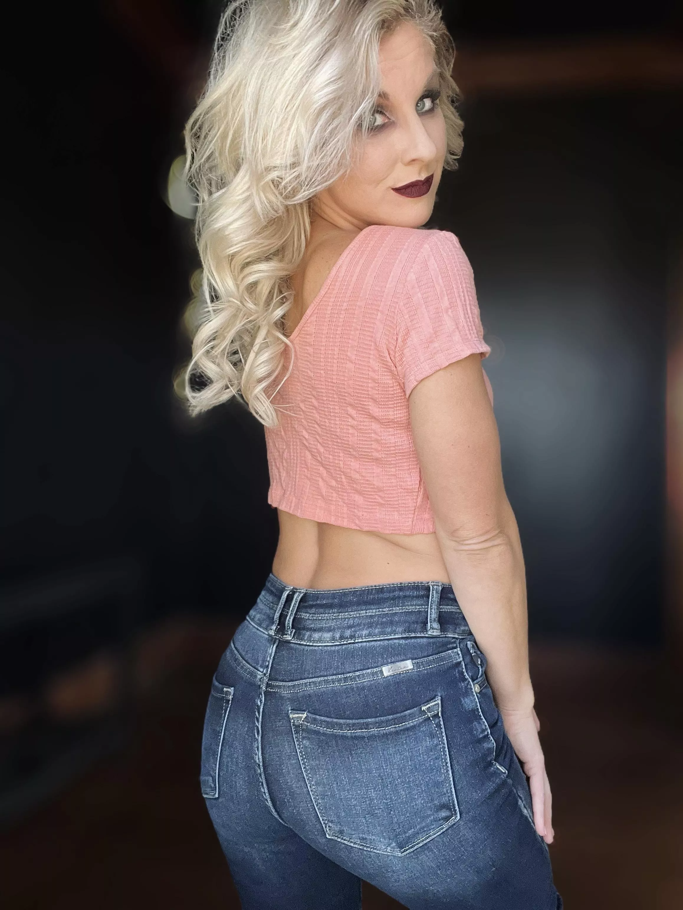 How’s the view? 🍑