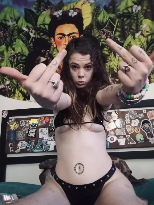 If you want to catch My attention you’d better know some fancy tricks, little man... 👿😩 Goddess operates on a different wavelength than scrubs like you. [domme]