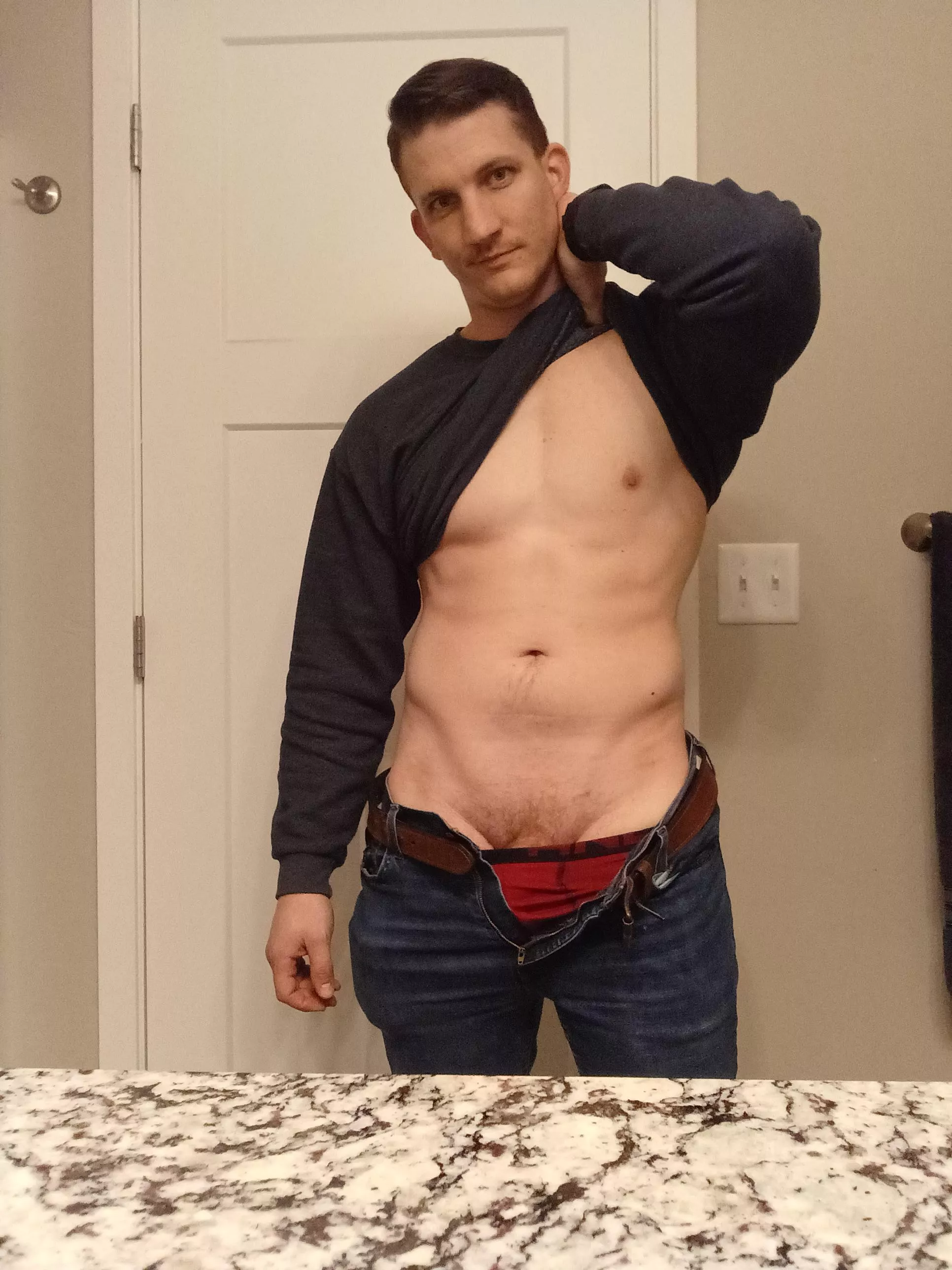 It's sweatshirt season, where do you start? 👀