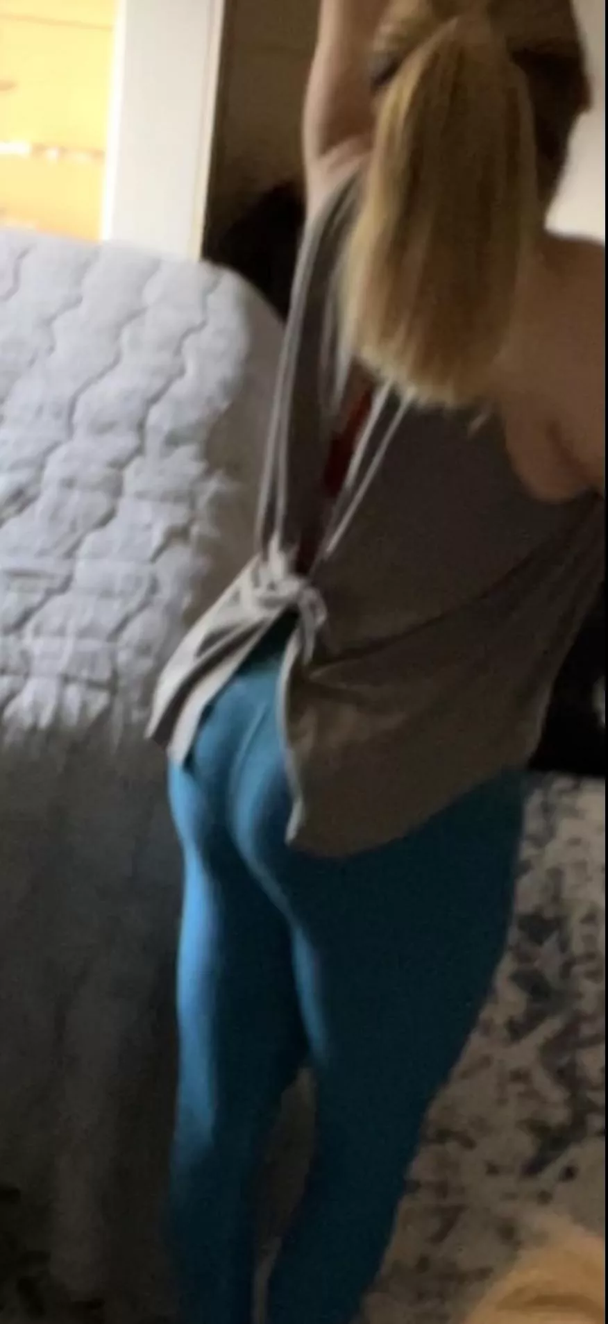 May as well show my pretty leggings from the back. 🤷🏼‍♀️