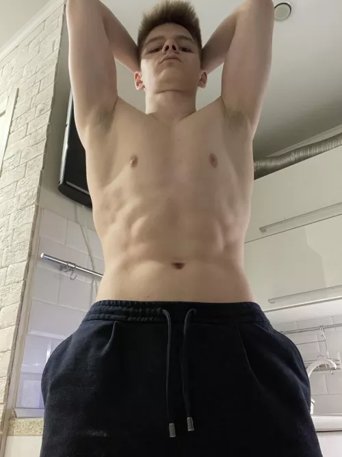 Please, take a sniff here, I have old spice there ;)