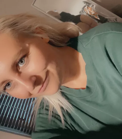 Putting a face to the ass 😜🍑