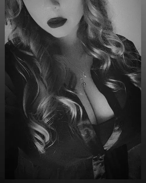 spooky season tribute? 🍆👀👻