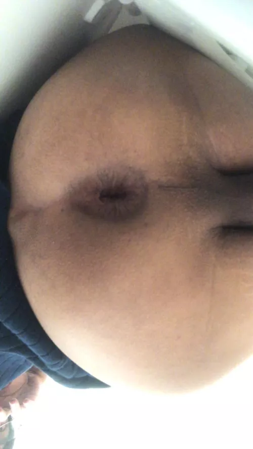 20 need me some hot tall white man cock dms open