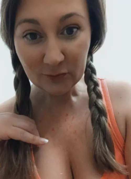 40F but I still like pigtails. What would you do with them? 😋💋😋💋😛😉
