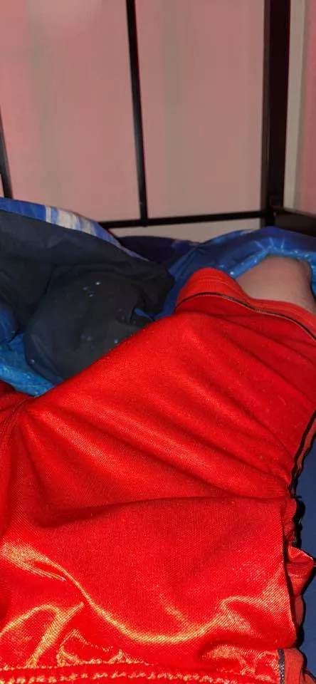 anybody wanna jerk it through my shorts?