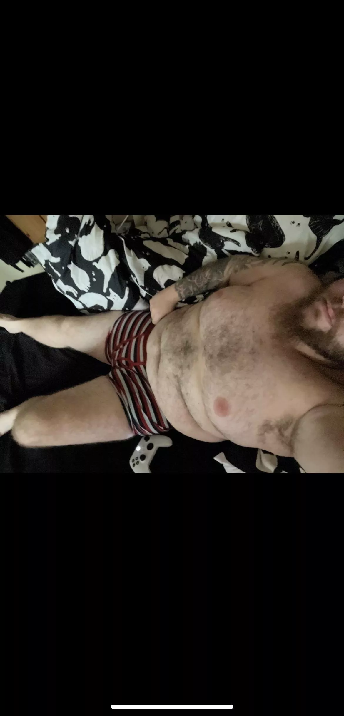 Anyone like to slide them down and soak my beard at the same time 😜