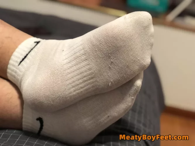 Do you love meaty boyfeet?