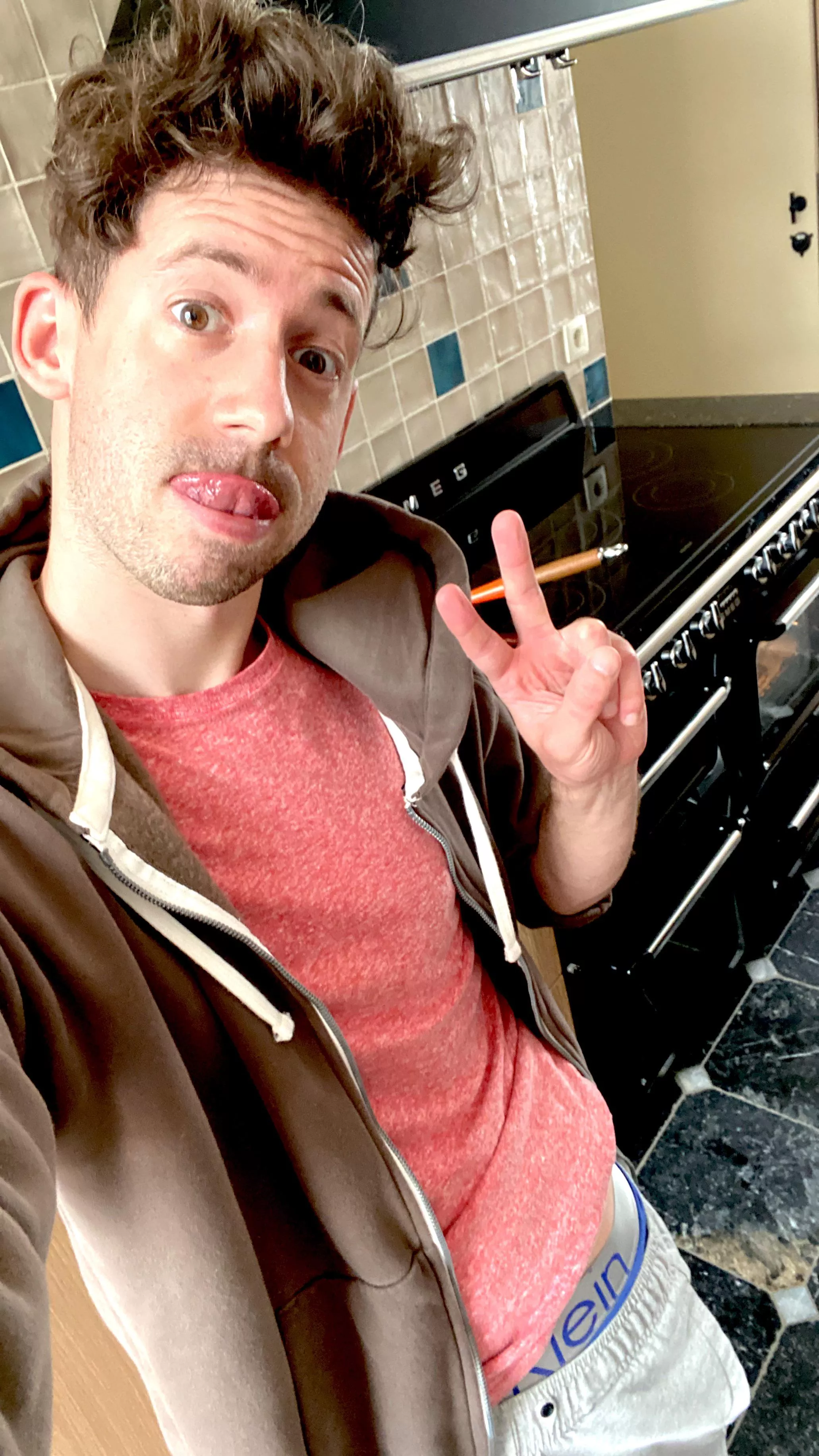 Hello stranger, what ya cookin’?