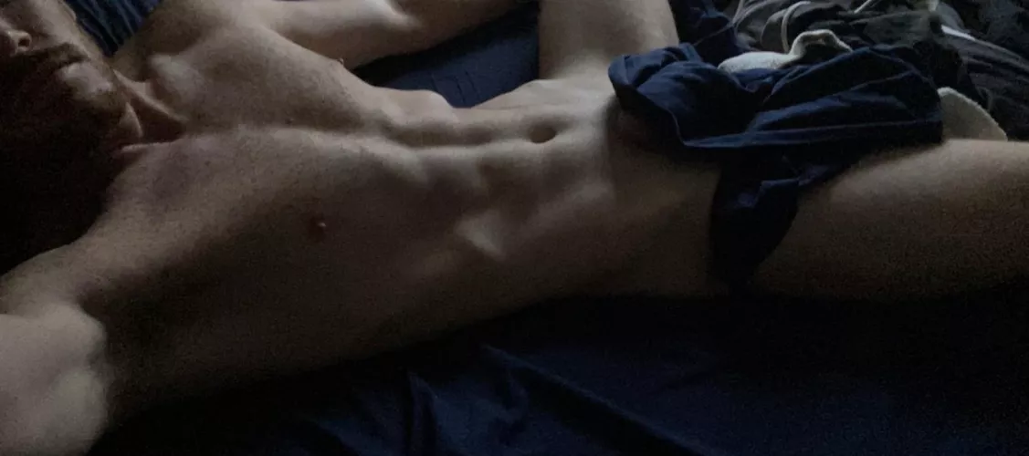 Horror flick and 🍆?