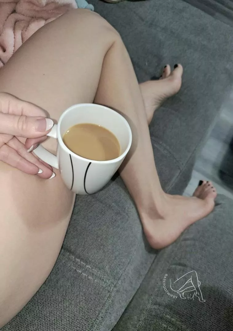 How sweet is your coffee in the morning with a side of thighs😜🥵