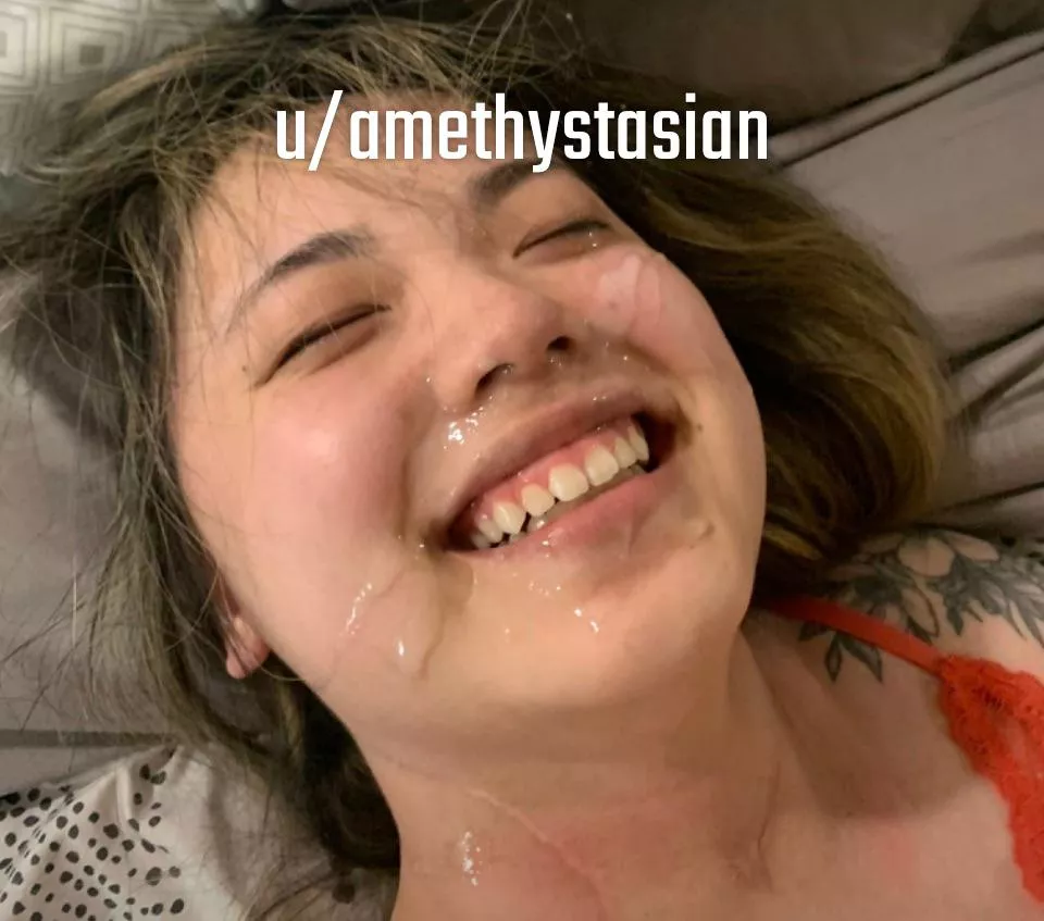 I love being an Asian slut for cum & facials. Can i have some more?