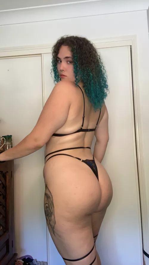 It must be illegal somewhere to be as sexy as you…