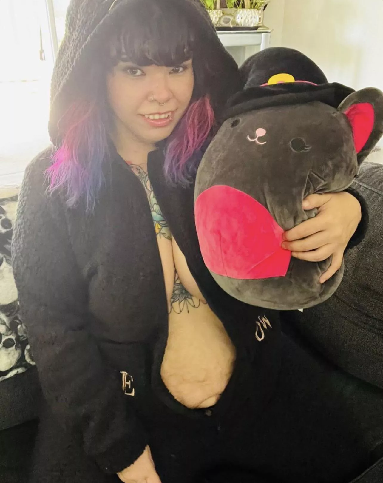 Meow😻😻😻😻😻😻