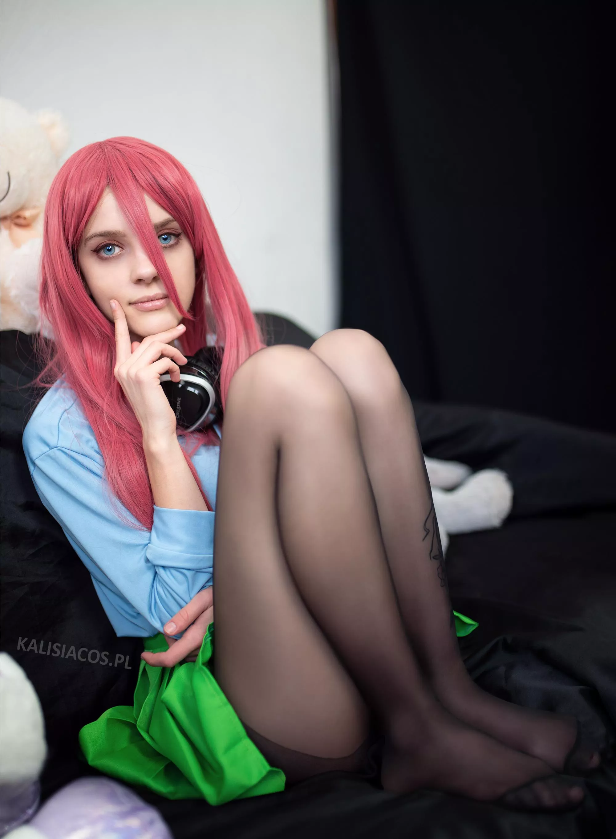 Miku in black pantyhose