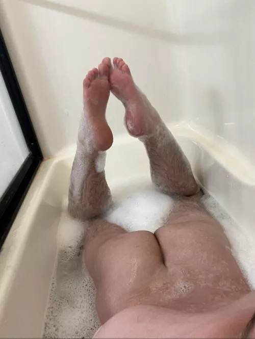 My soapy booty😘