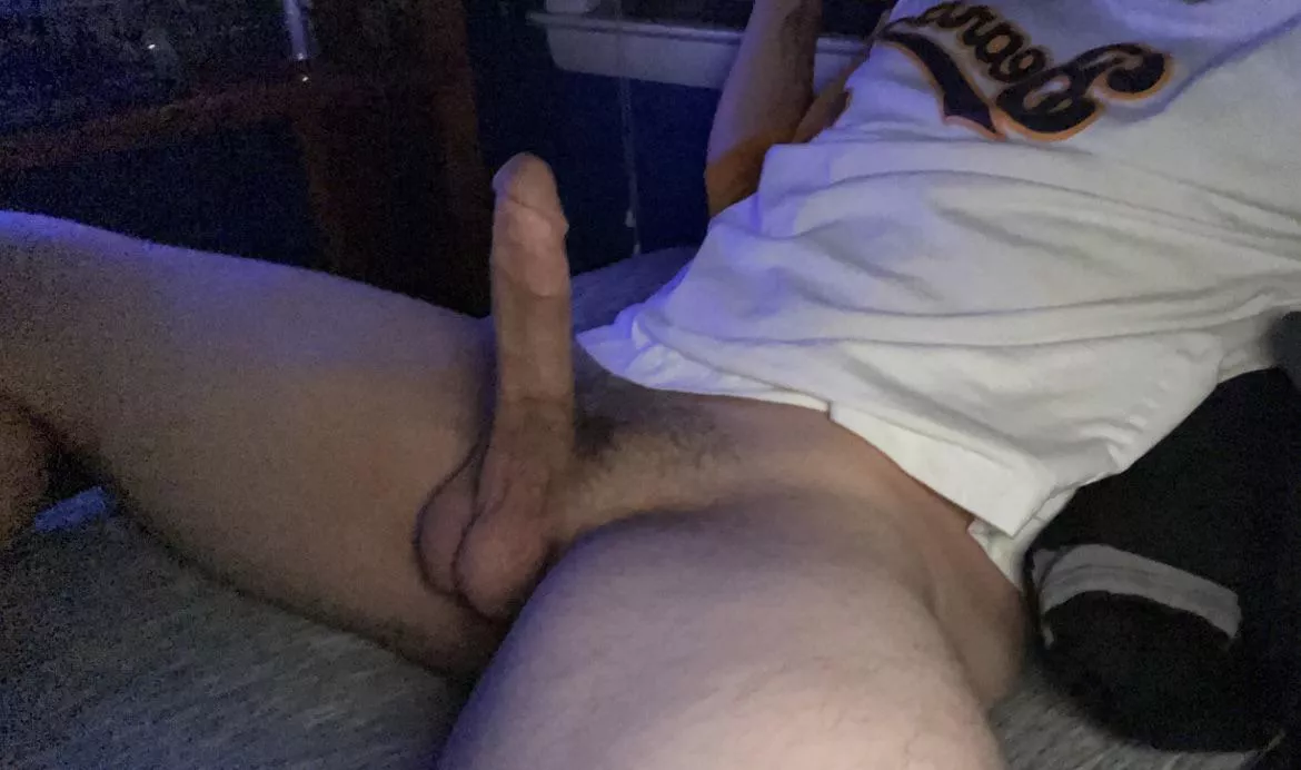 Who needs a dildo when you got me 😏