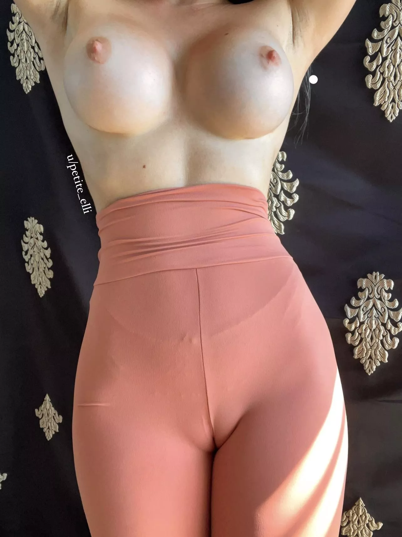 Would you stare at my toe at the gym? Be honest!