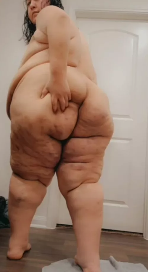 any fat guys here and horny if so add my telegram sillyfatchick21