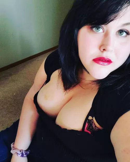 Baby girl needs a good feeding!