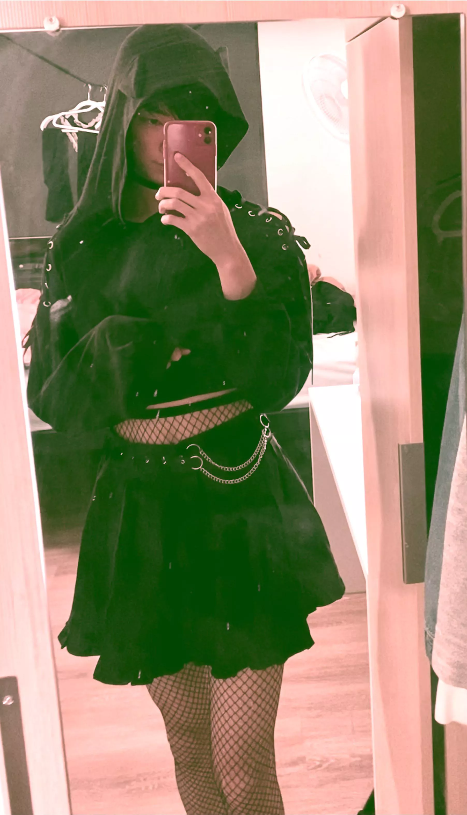 Be honest, am I feminine enough? ❤️❤️❤️