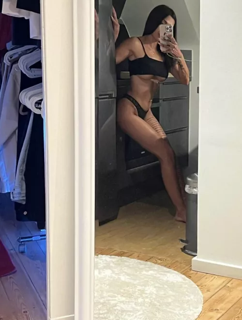 Had a long day 🥺 Can someone pls take my undies off?