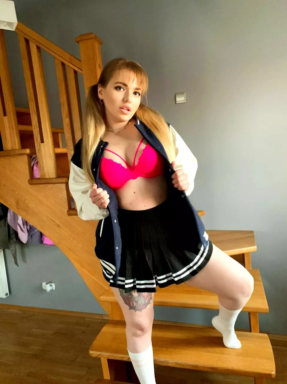 I don't know if it's weird that I can only focus when I'm naked