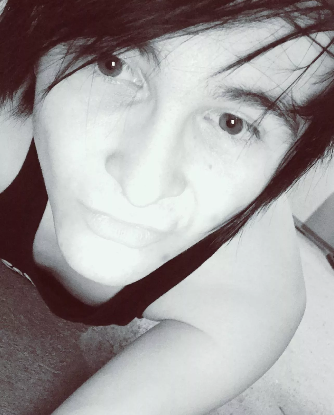 Im always too shy to reveal my face on Reddit