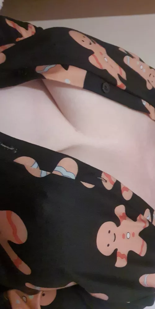 it's definitely getting to gingerbread and hot coco season 😜