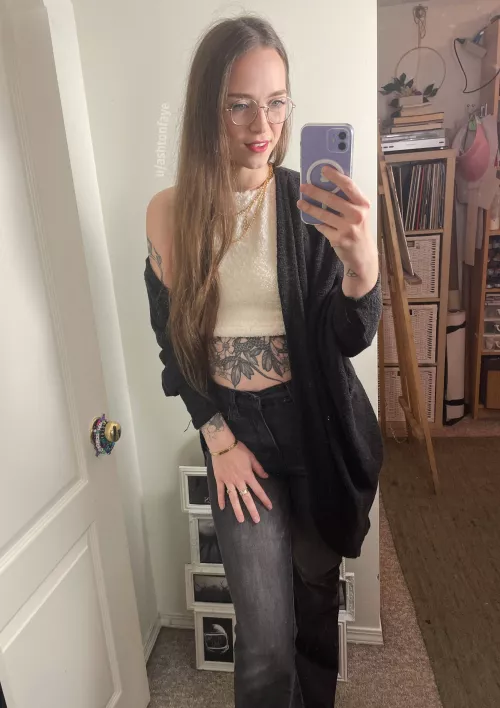 Perfect date attire [F]