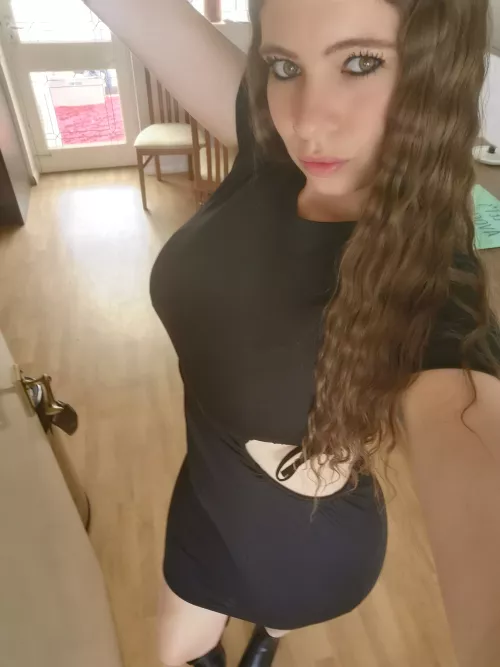 Say hello to Mumma 😜 busty British Milf.... come find me 💋 x