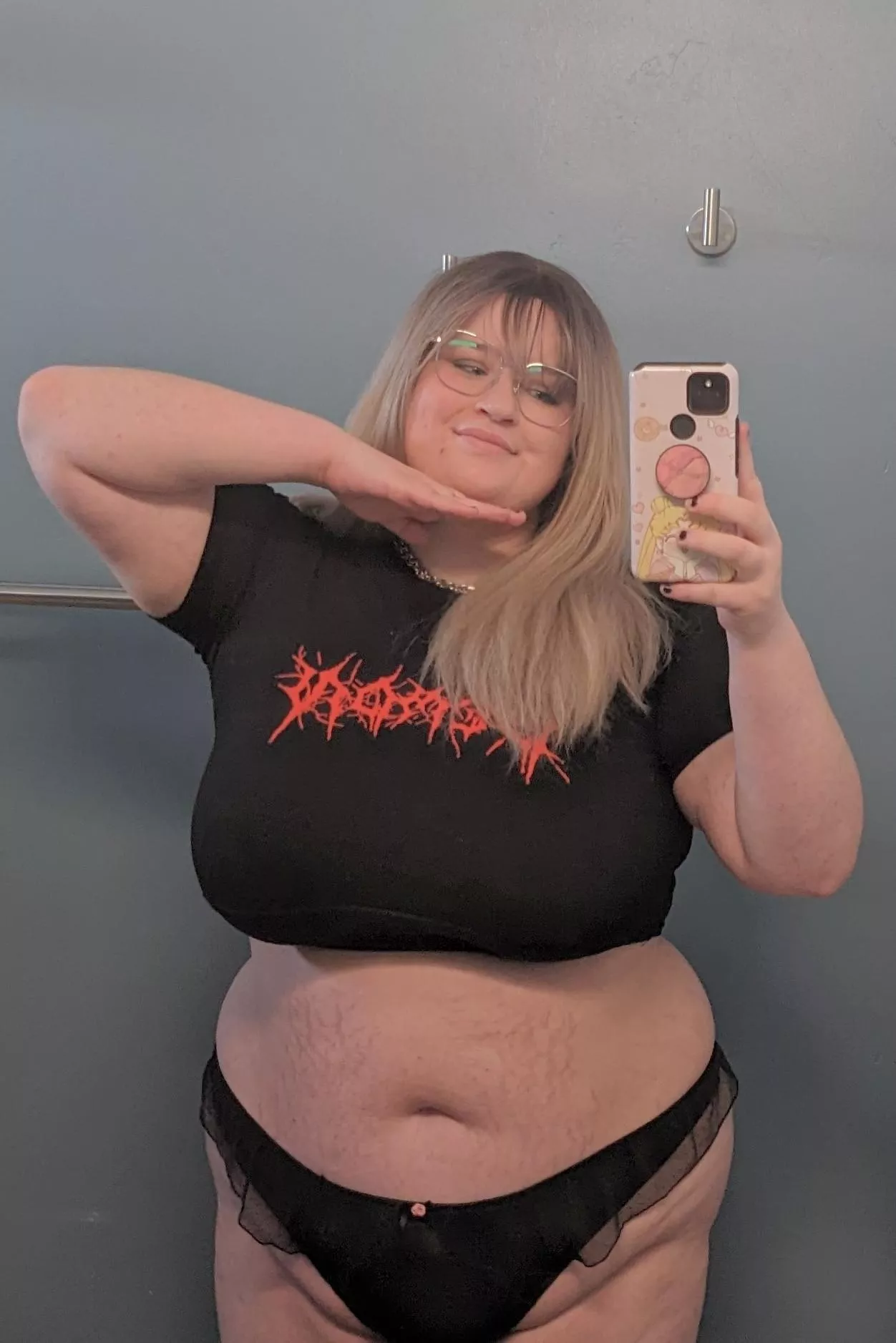 try to read my shirt 🤪