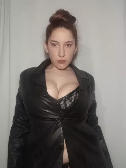 YOU WANT TO SEE A VIDEOS EXCHANGING ME TO $5.99. LINK BELOW 🔥