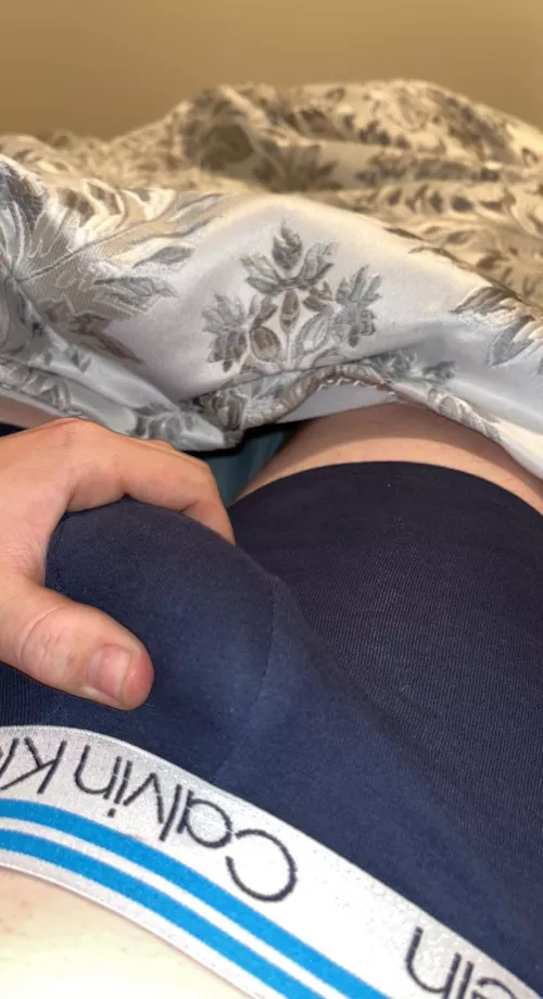 18 fit and horny. Add me if your fit hehe x snap- @georgemarsh04