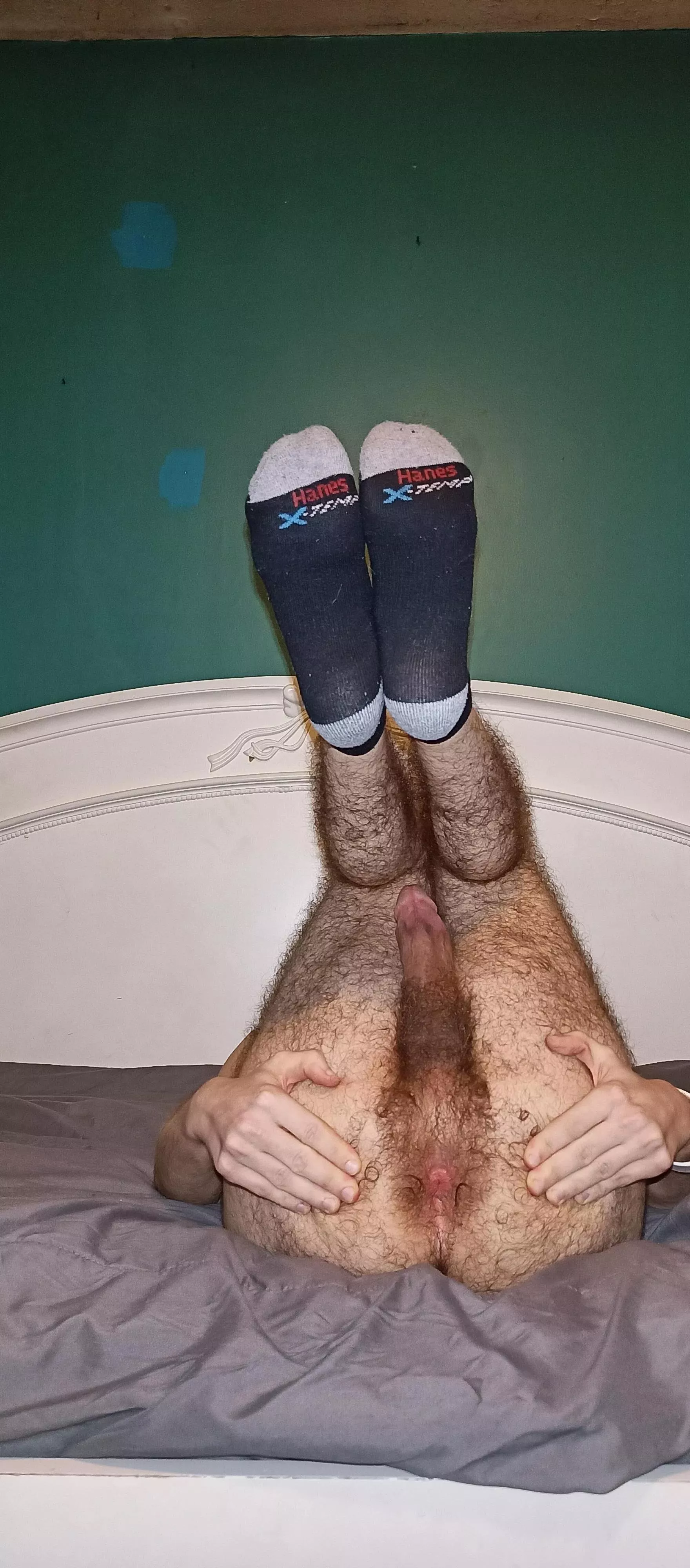 A Halo of Hair and a *Very* Pink Cunt. Who wants some?