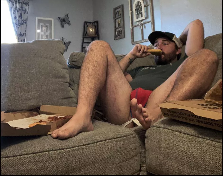 Anyone wanna grab a piece and watch the game?