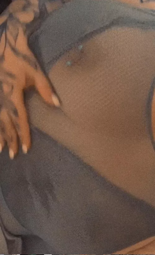 Babe, you best believe ✨it, I’ma rip you up to pieces I’m a lover💕, not a (F)ighter 🤼‍♀️, but I’ll light this place on fire 🔥