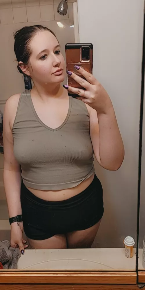 Decided to see what they look.like without the piercings. not sure how I feel 🙈